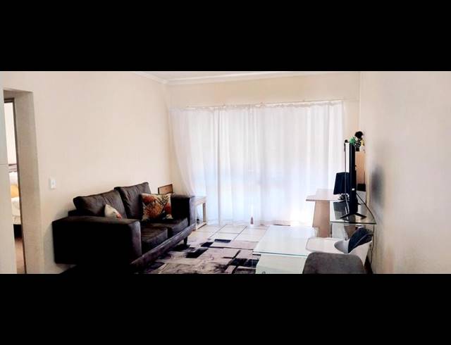 1 BEDROOM PROPERTY TO RENT IN LONEHILL